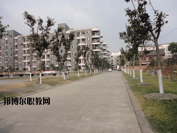 綿陽市世紀石油工程技術(shù)學(xué)校地址在哪里