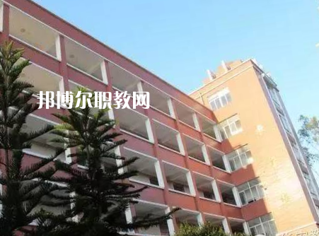 福建2023年男生讀中專學校有前途嗎