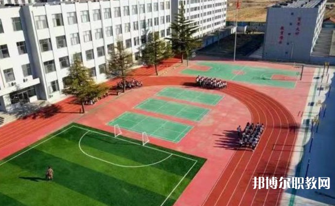 青島綠澤美術職業(yè)學校怎么樣、好不好